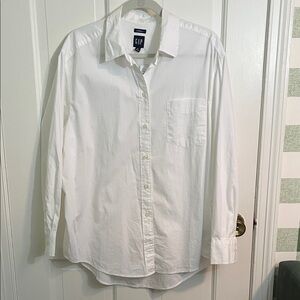 NWT Women’s GAP The Big Shirt Classic White Button-Down Shirt Size M